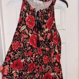 Rose & Olive Floral Sleeveless Blouse - Black and Red